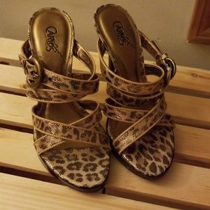 High heels leopard print shoes